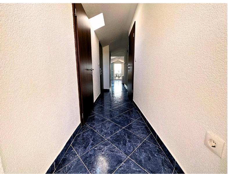 Apartmani Adriana Lakmartin Экстерьер фото